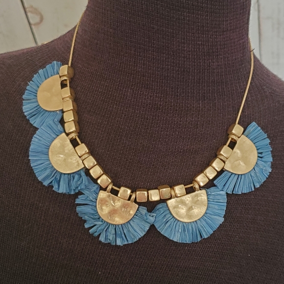 Time and Tru tribal safari look necklace goldtone with blue fringe - Picture 1 of 5